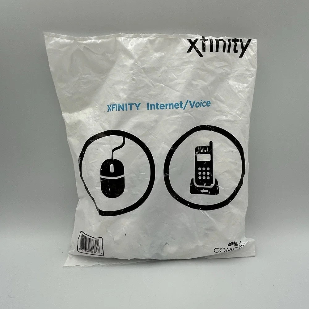 Comcast XFinity Internet/Voice‎ Coaxle Cable, Cable Tacks & Splitter New Sealed